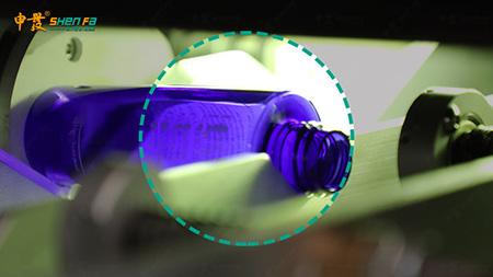 Une machine d'impression complètement automatique d'écran en soie de servo de couleur pour les bouteilles ovales rondes de Squair