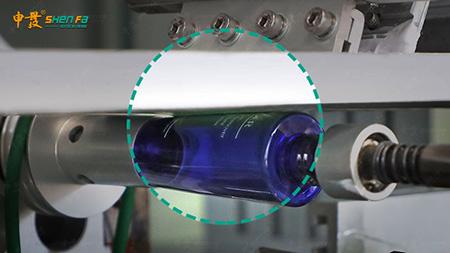Une machine d'impression complètement automatique d'écran en soie de servo de couleur pour les bouteilles ovales rondes de Squair